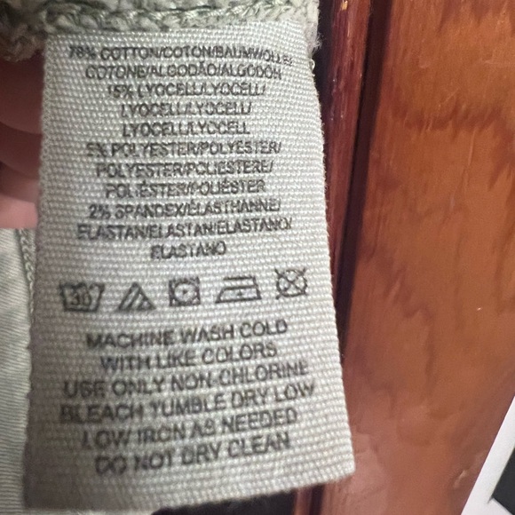 Free People sz 29 distressed skinny jeans with stretch - Picture 8 of 8